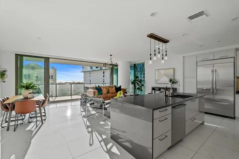 $1,750,000 | 100 1st Avenue North, Unit 501, St. Petersburg, FL 33701