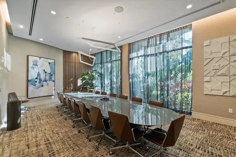 $1,750,000 | 100 1st Avenue North, Unit 501, St. Petersburg, FL 33701