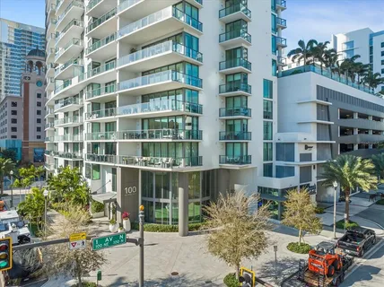 $1,750,000 | 100 1st Avenue North, Unit 501, St. Petersburg, FL 33701