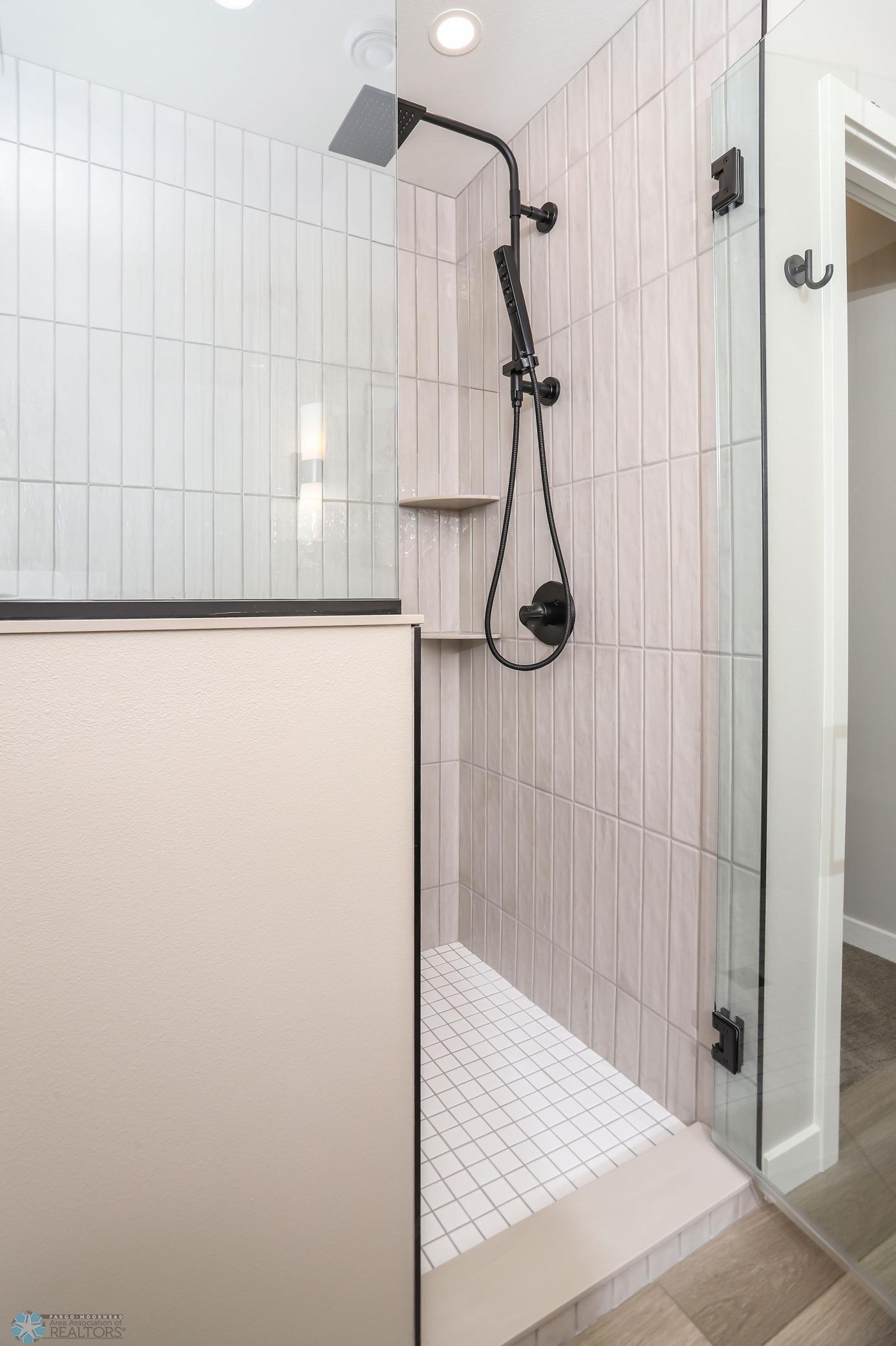 4868 Bluebell Loop South Fargo, ND 58104 - Photo 12 of 29