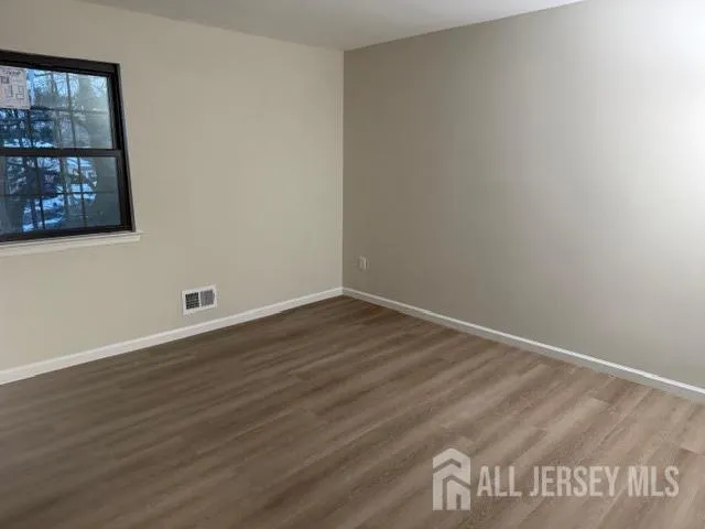 $2,850 | 6 Wood Acres Drive, North Brunswick, NJ 08902