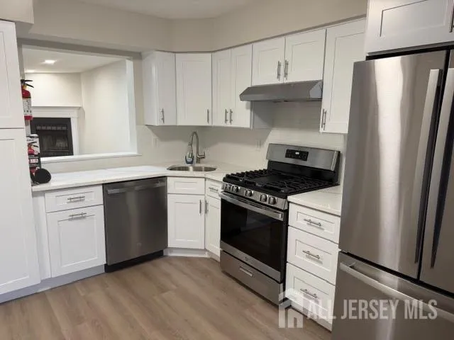 $2,850 | 6 Wood Acres Drive, North Brunswick, NJ 08902