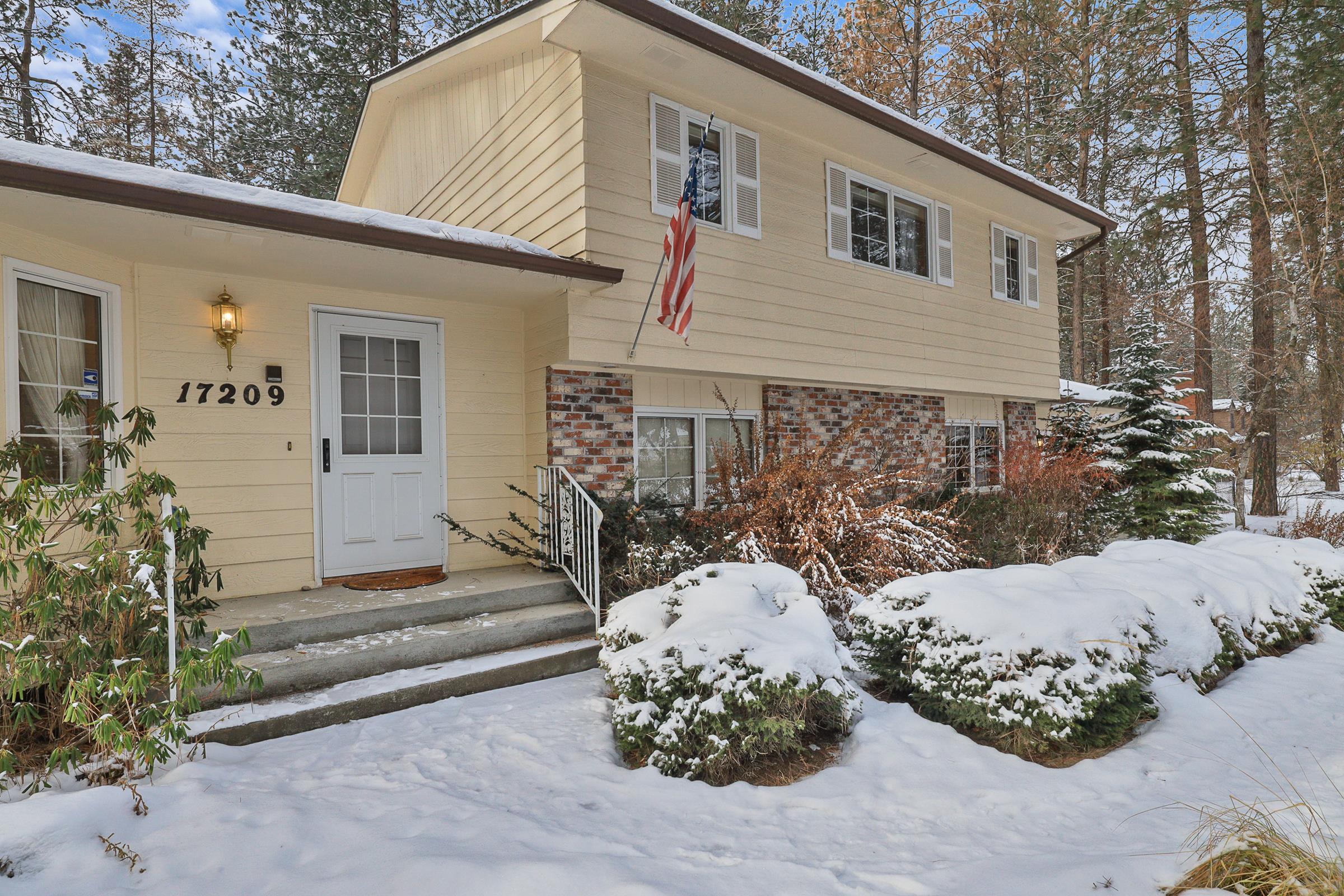 17209 North Saddle Hill Road Colbert, WA 99005 - Photo 4 of 39