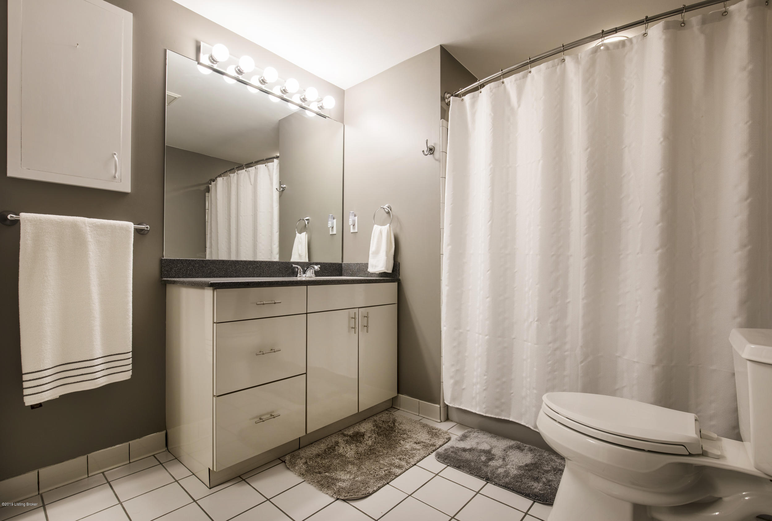 1409 Rebel Ridge Road La Grange, KY 40031 - Photo 39 of 62 41-LL full bath