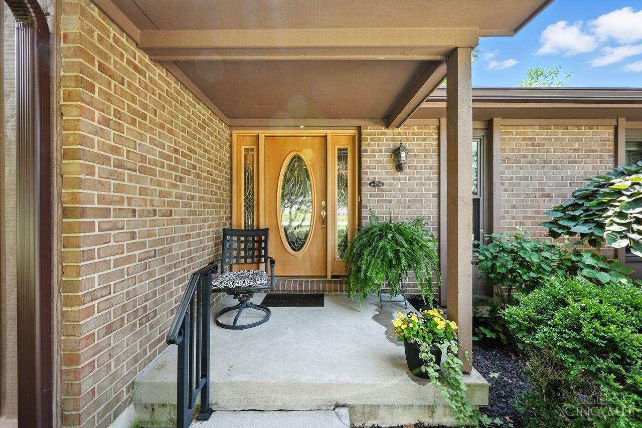 1523 Hunter Road Fairfield, OH 45014 - Photo 2 of 37 Gallery Image 2