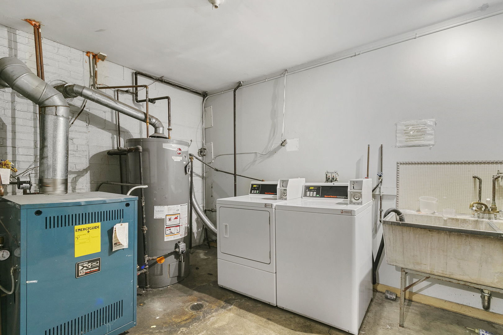 3108 Harlem Avenue Riverside, IL 60546 - Photo 16 of 25 a view of a kitchen with a sink