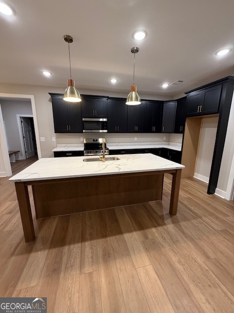 603 Silver Dollar Road Barnesville, GA 30204 - Photo 10 of 33 a lobby with furniture and a table