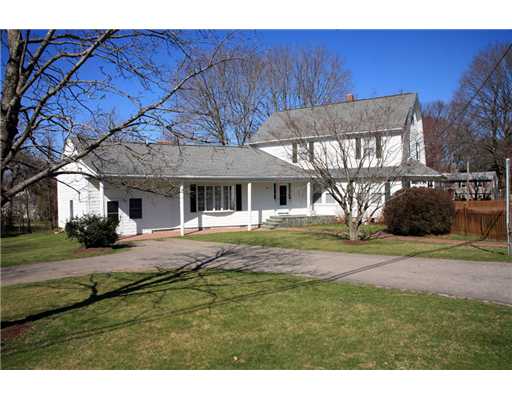 106 Lonsdale Farm Road Cumberland, RI 02864 - Photo 1 of 14 Exterior Front.