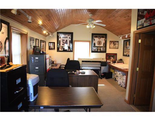 106 Lonsdale Farm Road Cumberland, RI 02864 - Photo 5 of 14 Other.