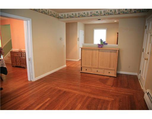 106 Lonsdale Farm Road Cumberland, RI 02864 - Photo 6 of 14 Living Room.