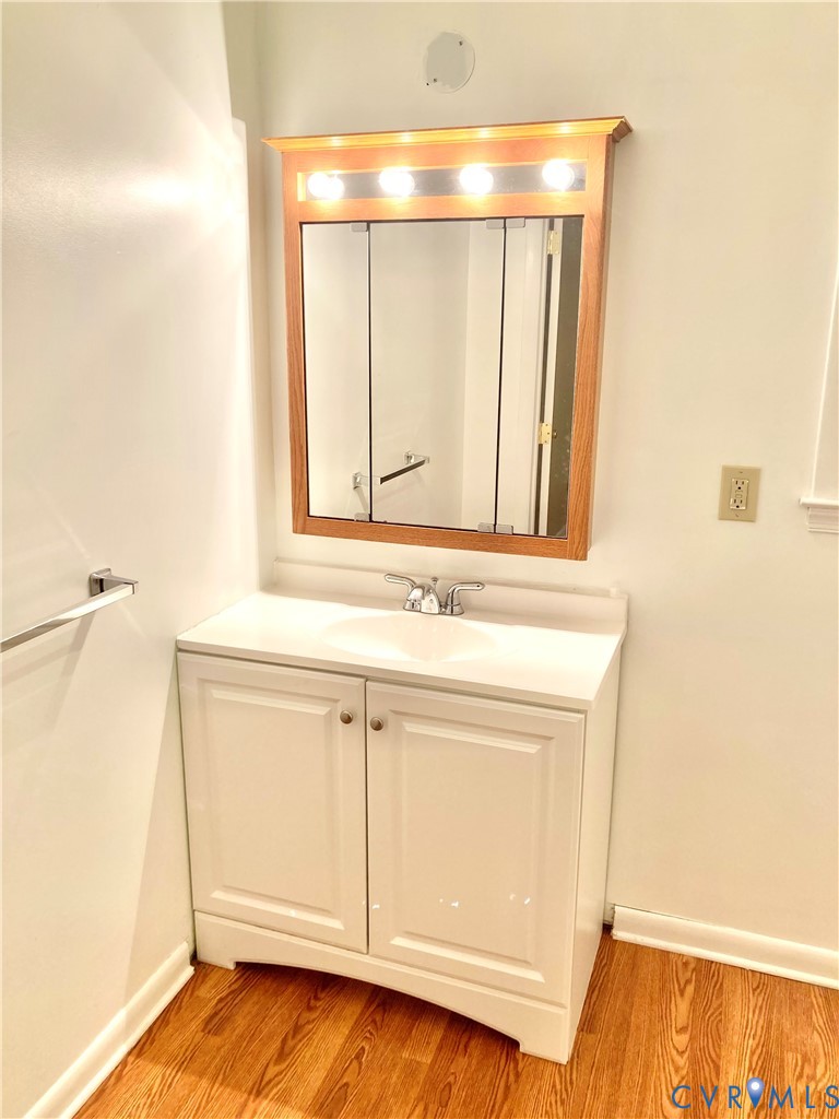 437 Queensway Road Chesterfield, VA 23236 - Photo 42 of 58 Rear Attached Suite/Bedroom5 half bathroom