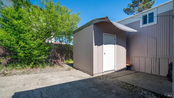 a view of a garage