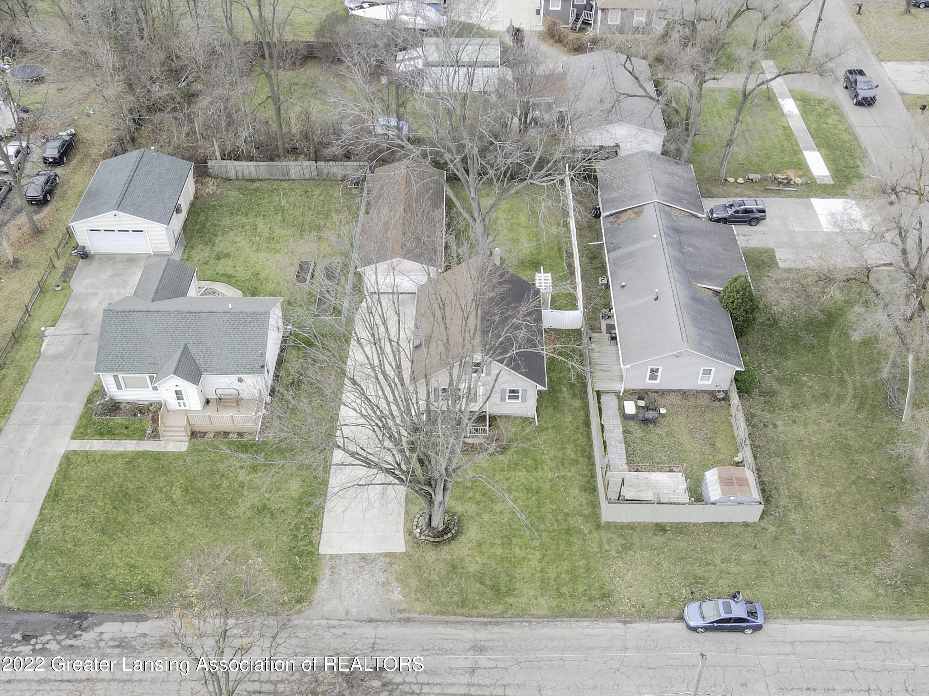 408 Clement Road Lansing, MI 48917 - Photo 24 of 26 408_Clement_Rd_153