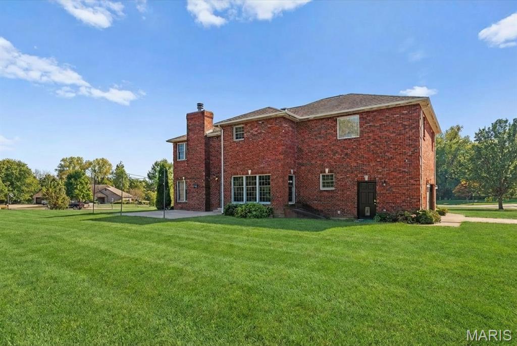 334 Spring Lake Road Millstadt, IL 62260 - Photo 4 of 48