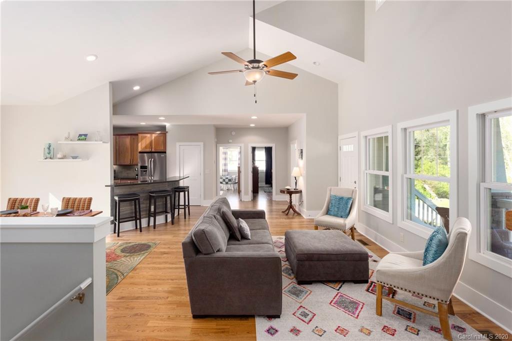 28 Gibson Road Asheville, NC 28804 - Photo 9 of 31 Gallery Image 9