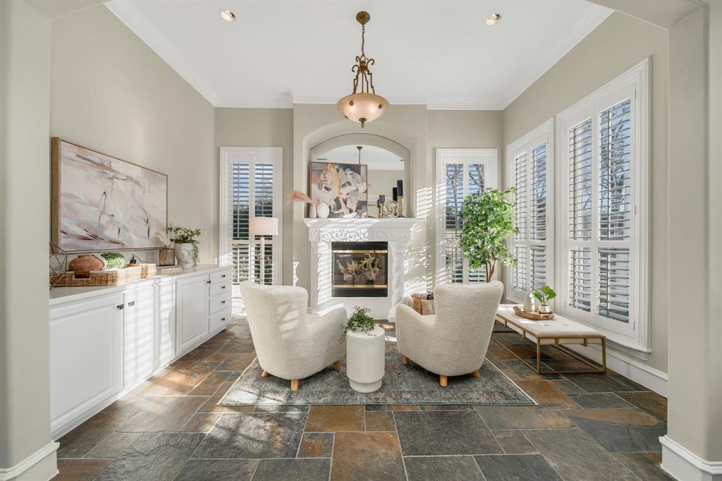 1075 West Dove Road Southlake, TX 76092 - Photo 17 of 39 Primary suite sitting area