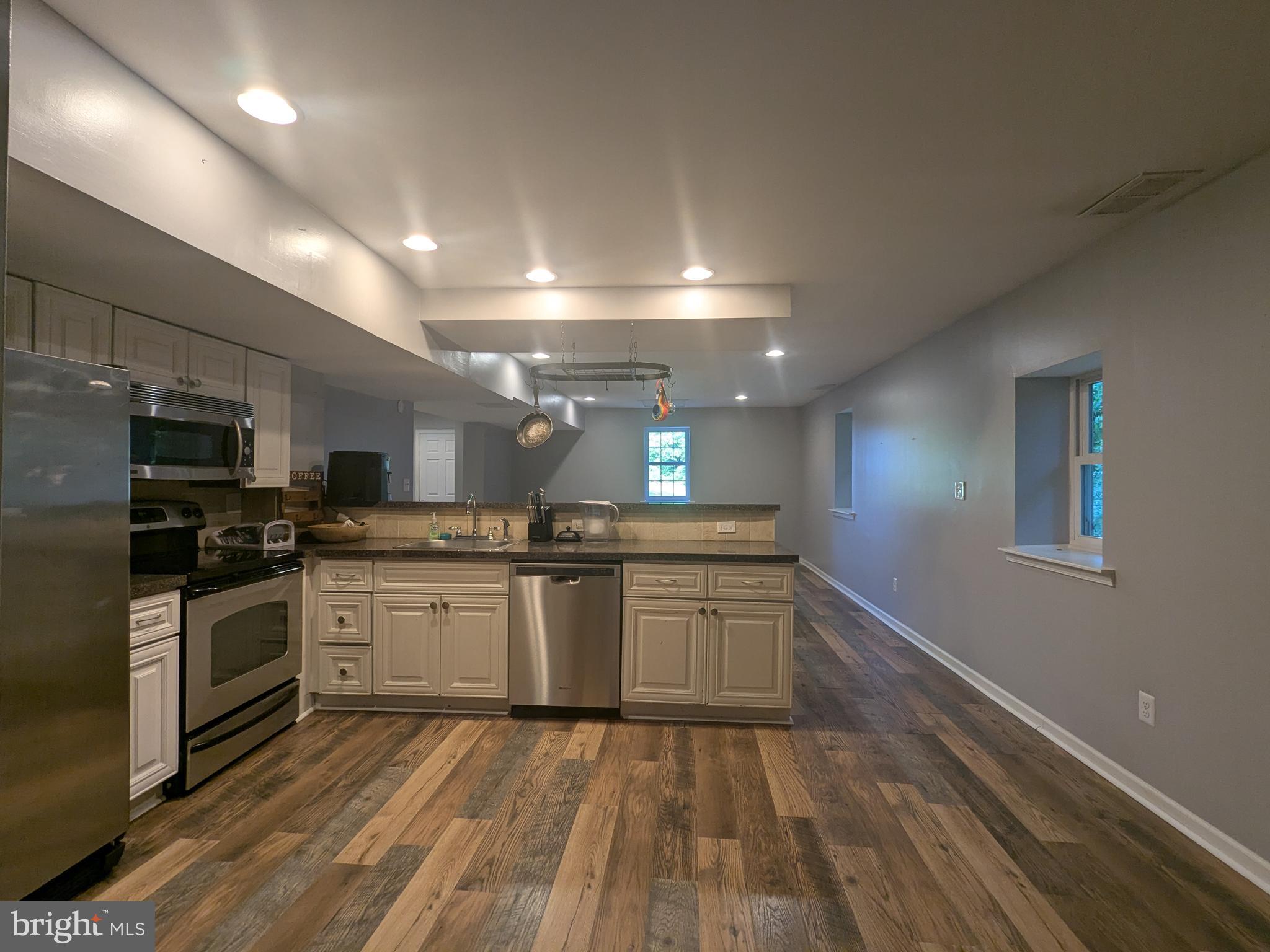 315 Fort Mott Road Pennsville, NJ 08070 - Photo 10 of 26 Gallery Image 10