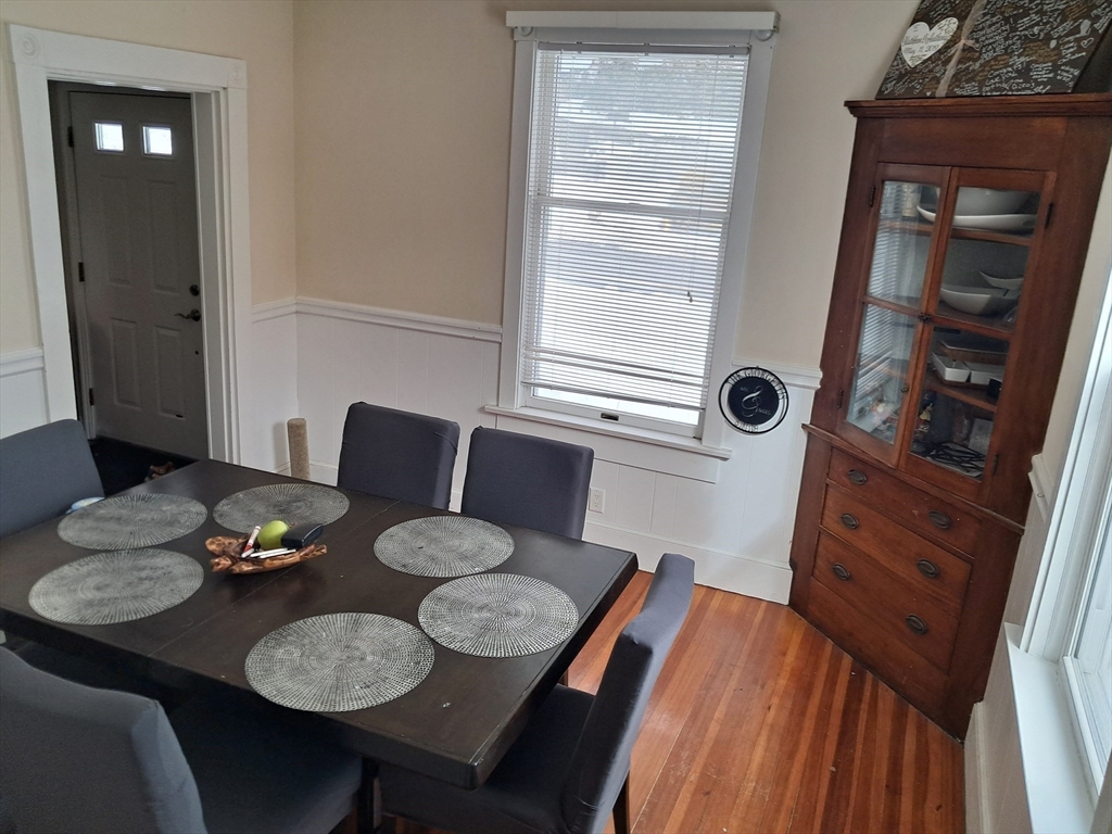 187 Hamilton Street Saugus, MA 01906 - Photo 14 of 35