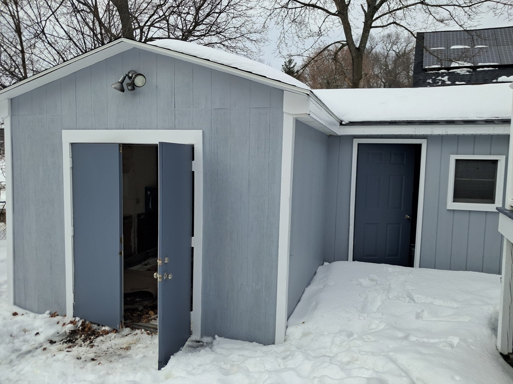 187 Hamilton Street Saugus, MA 01906 - Photo 26 of 35