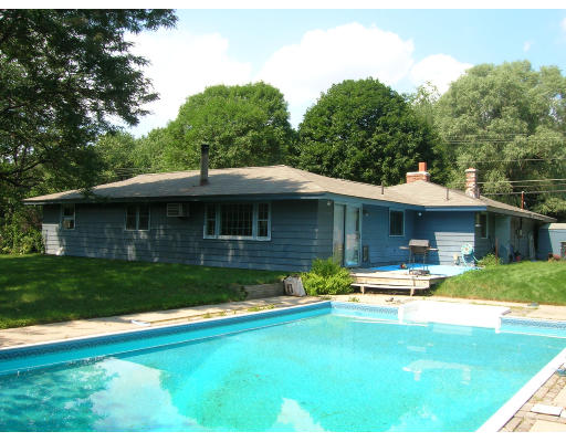147 Turnpike Road Chelmsford, MA 01824 - Photo 5 of 6 Gallery Image 5