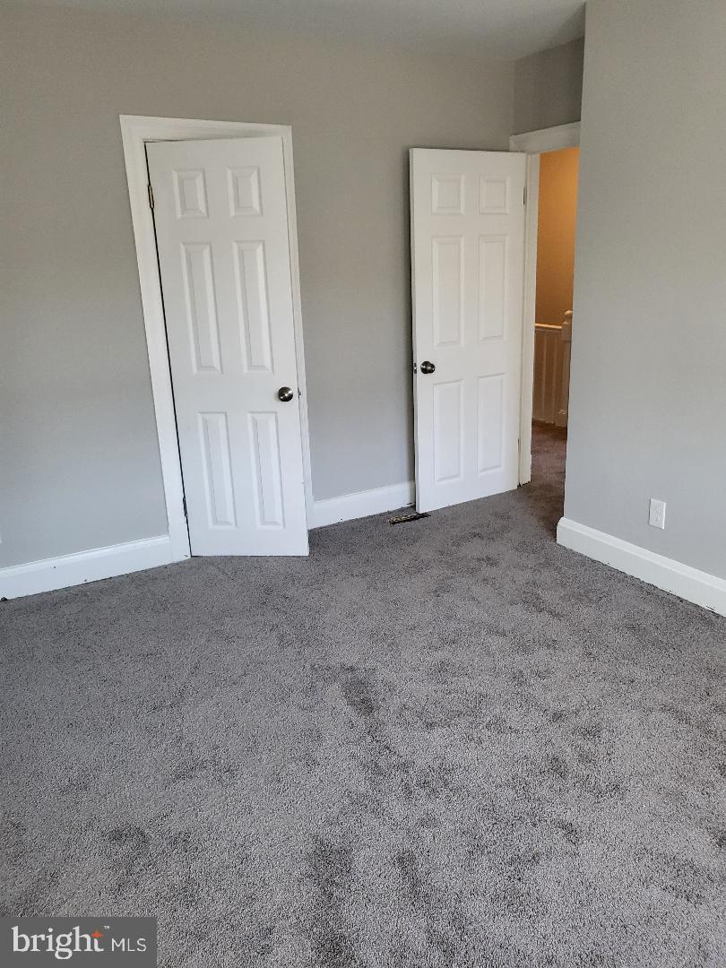 24 South Rosedale Street Baltimore, MD 21229 - Photo 2 of 7
