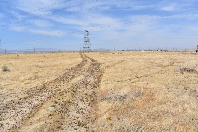 $18,000 | D4 135th St & Avenue West, Lancaster, CA 93536