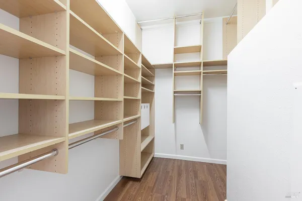 $1,350,000 | 411 Walten Way, Windsor, CA 95492