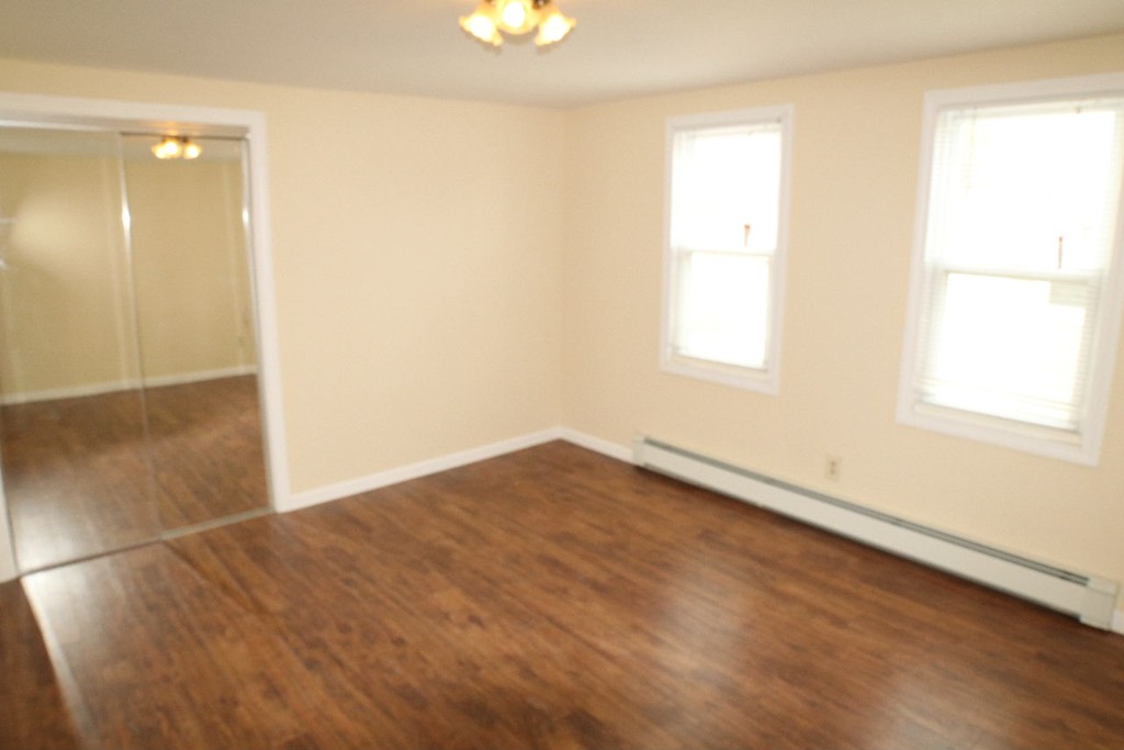 23 Morningside Terrace West Springfield, MA 01089 - Photo 7 of 9 Gallery Image 7