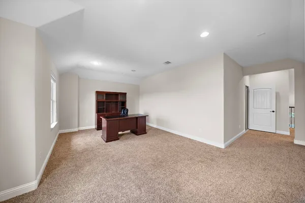 $3,900 | 18619 Navarro Branch Drive, Cypress, TX 77433