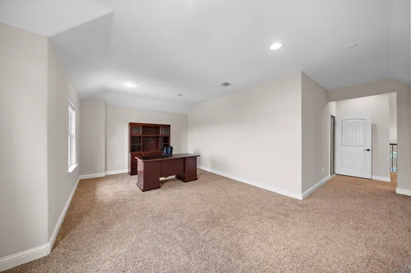 $3,900 | 18619 Navarro Branch Drive, Cypress, TX 77433