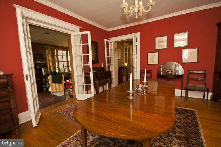 3807 Fenchurch Road Baltimore, MD 21218 - Photo 1 of 28 Dining Room