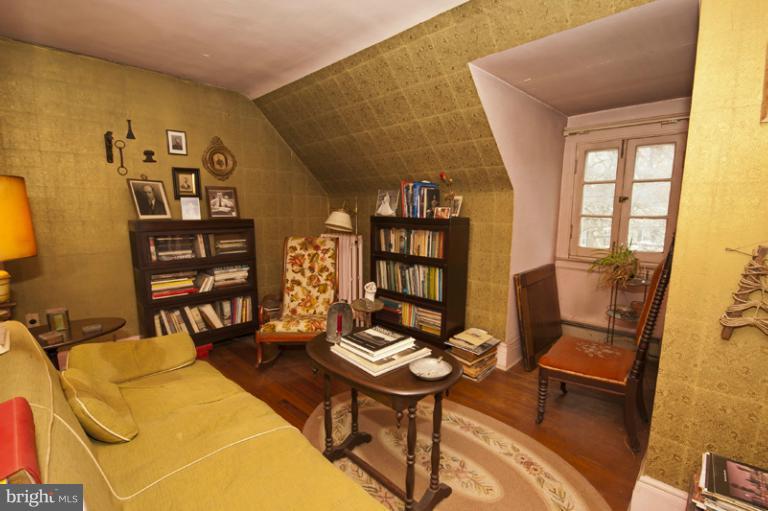 3807 Fenchurch Road Baltimore, MD 21218 - Photo 20 of 28 Interior (General)