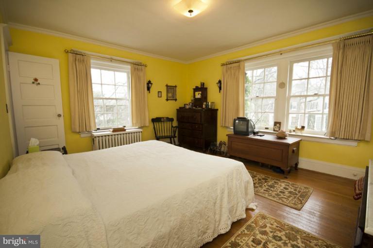 3807 Fenchurch Road Baltimore, MD 21218 - Photo 9 of 28 Bedroom (Master)