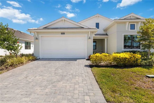 $430,000 | 18516 Dayspring Place, Venice, FL 34293