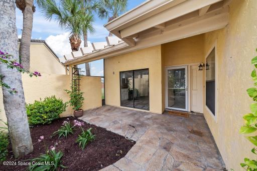 159 Eton Circle Melbourne, FL 32940 - Photo 5 of 32 btmrxb8cc1