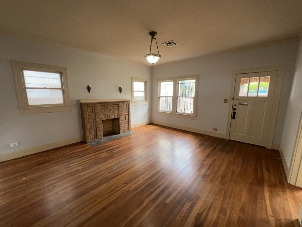 4716 Crawford Street Houston, TX 77004 - Photo 4 of 15