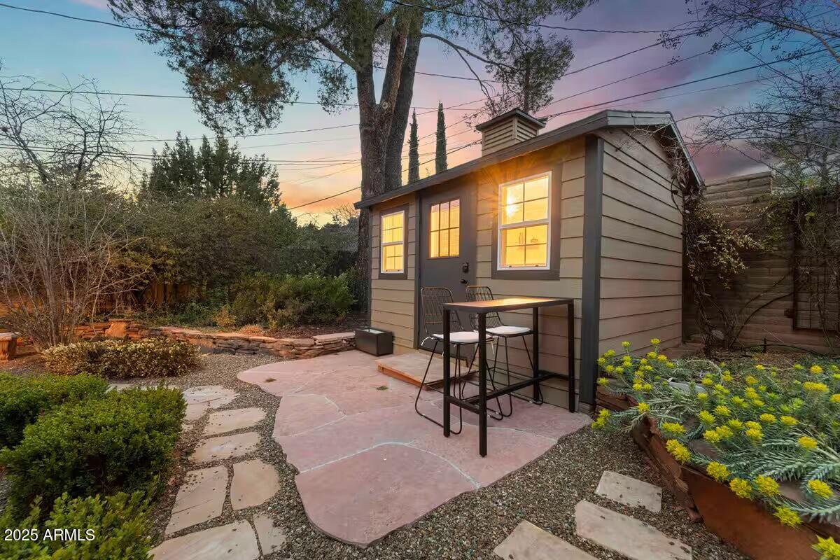 49 Prochnow Road Sedona, AZ 86336 - Photo 36 of 76 Bubble bar