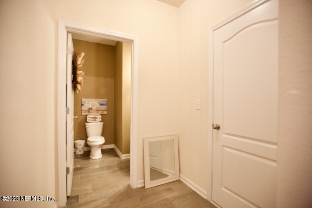 272 Servia Drive St. Johns, FL 32259 - Photo 12 of 40 Powder Room