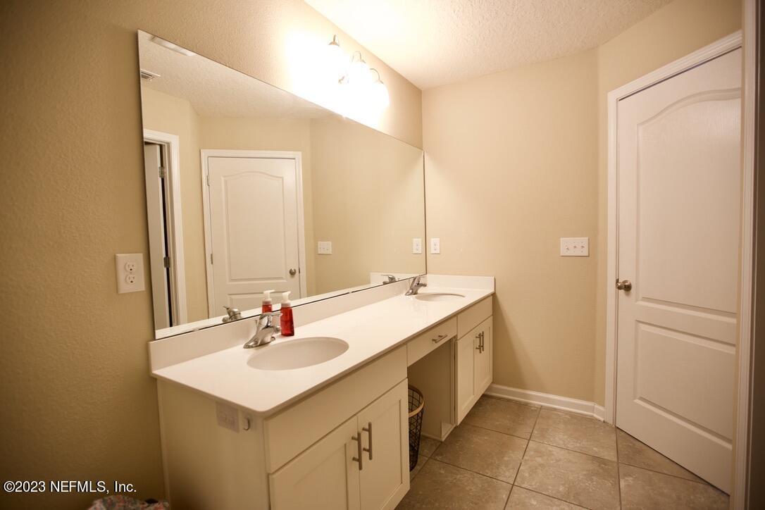 272 Servia Drive St. Johns, FL 32259 - Photo 18 of 40 Master Suite