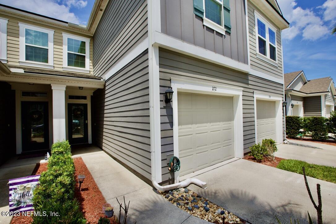 272 Servia Drive St. Johns, FL 32259 - Photo 2 of 40 Front Walkway
