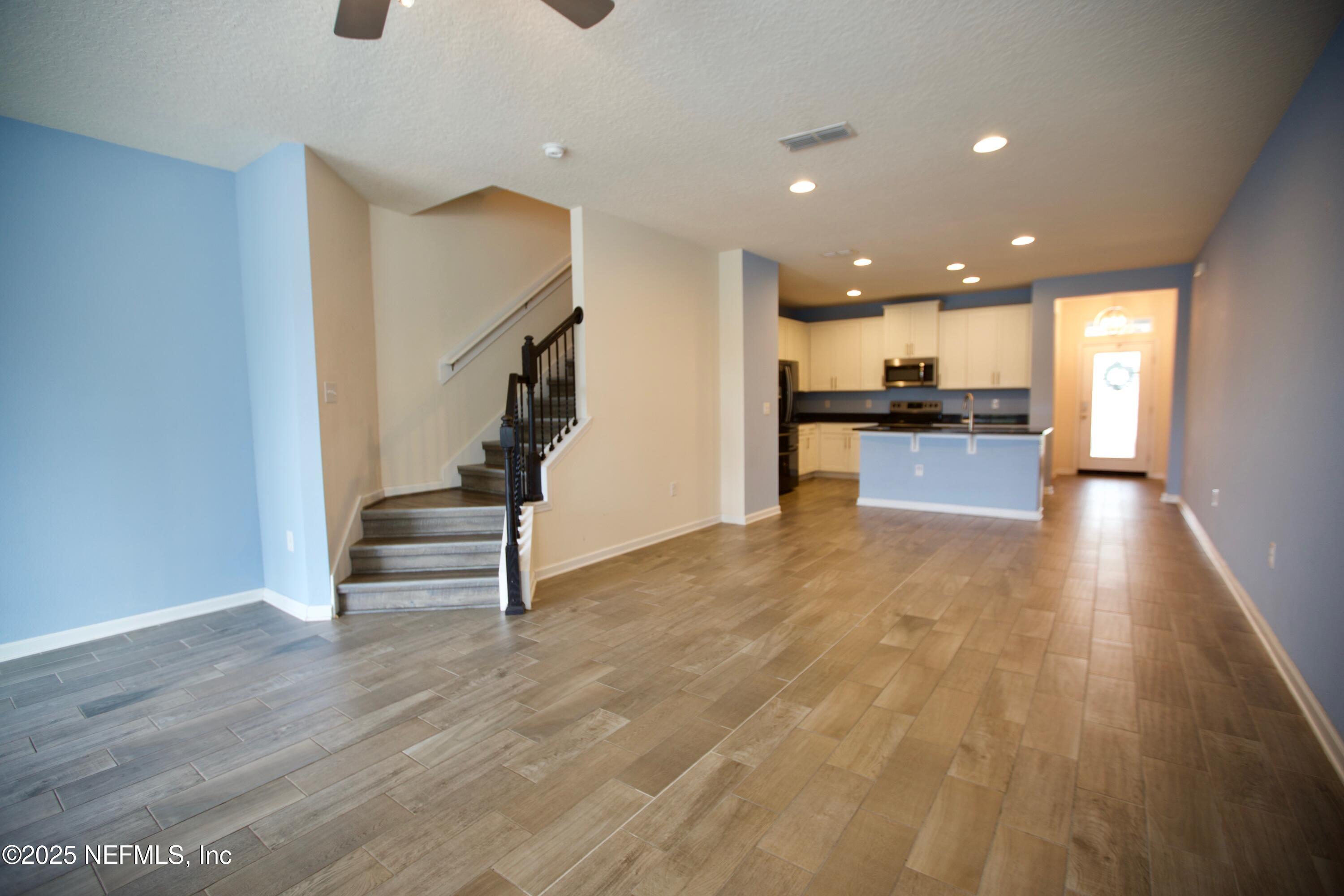 272 Servia Drive St. Johns, FL 32259 - Photo 8 of 40 Living/Dining/Kitchen