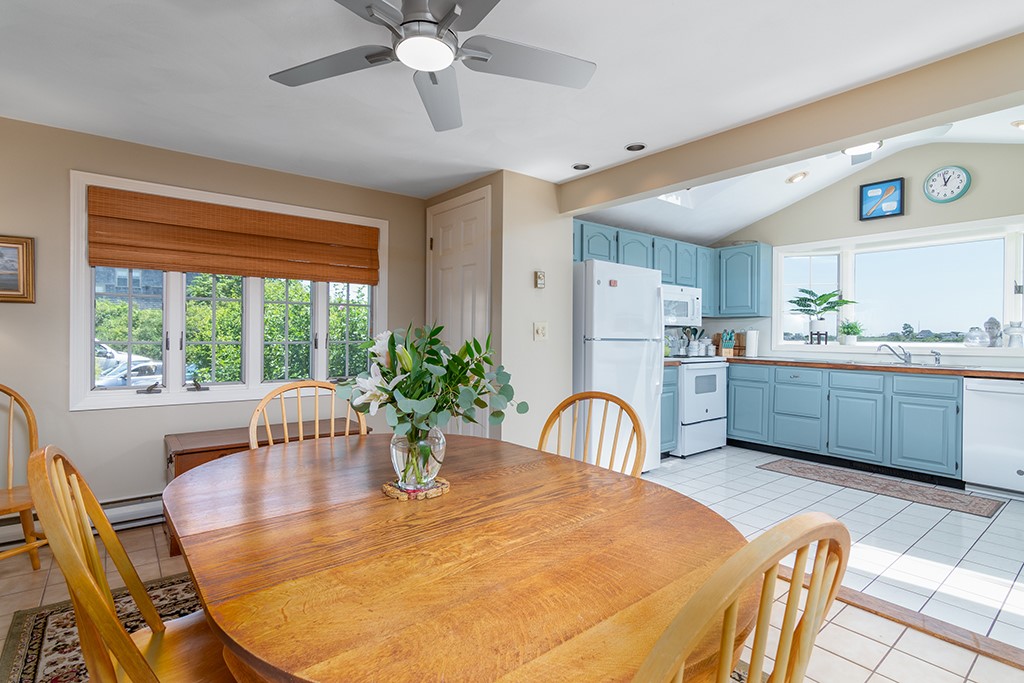 65 Sheldon Point Road South Kingstown, RI 02879 - Photo 17 of 32