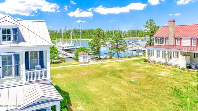 $225,000 | 301 Harborside Drive, Oriental, NC 28571