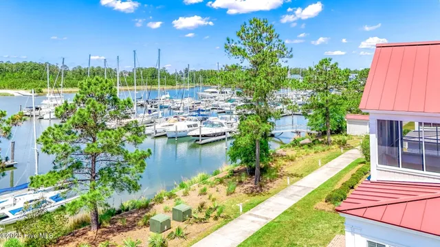 $225,000 | 301 Harborside Drive, Oriental, NC 28571