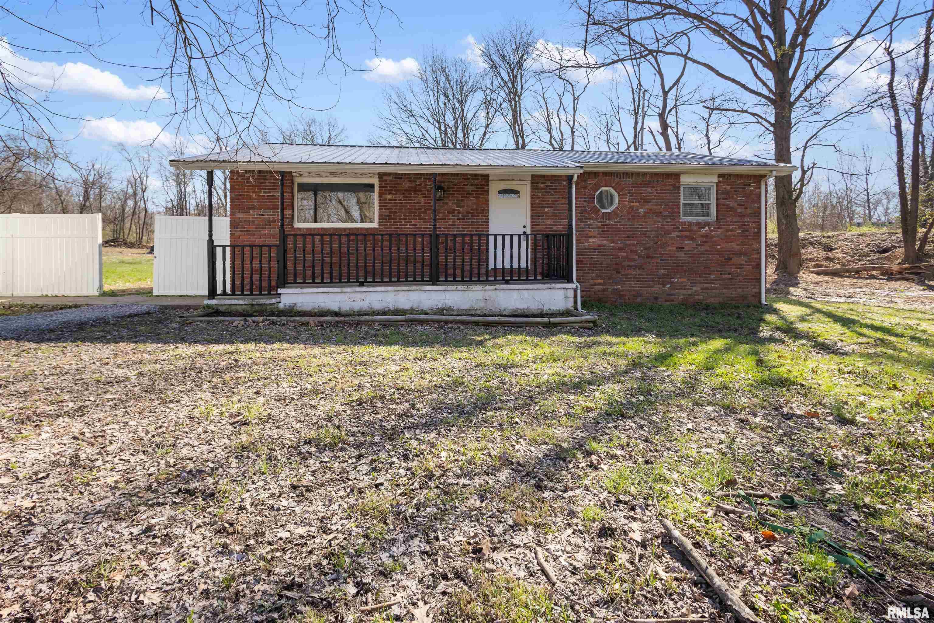 2295 Ledford Road Harrisburg, IL 62946 - Photo 1 of 23