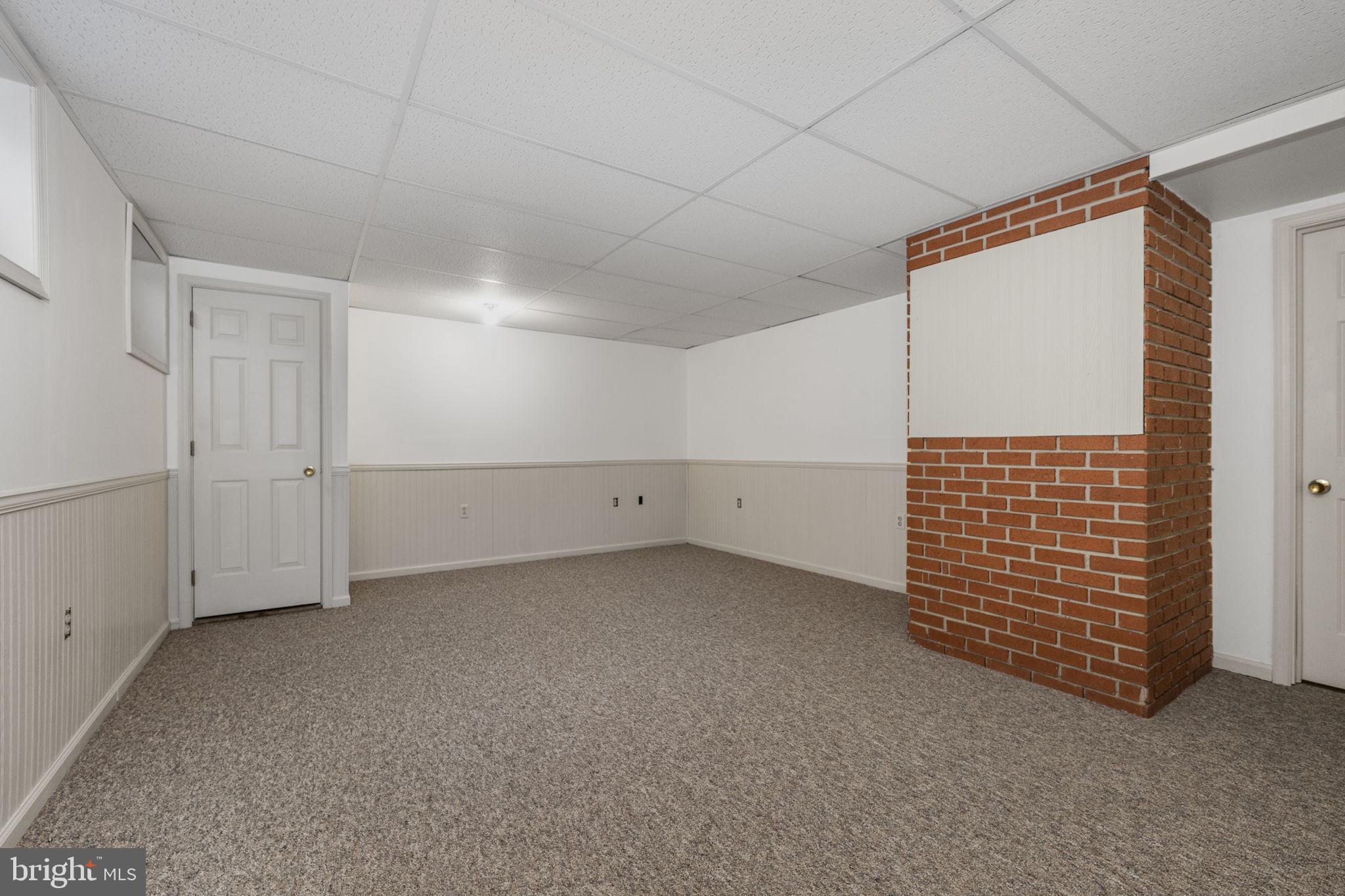 558 Crosswinds Drive Lititz, PA 17543 - Photo 22 of 31 a view of an empty room