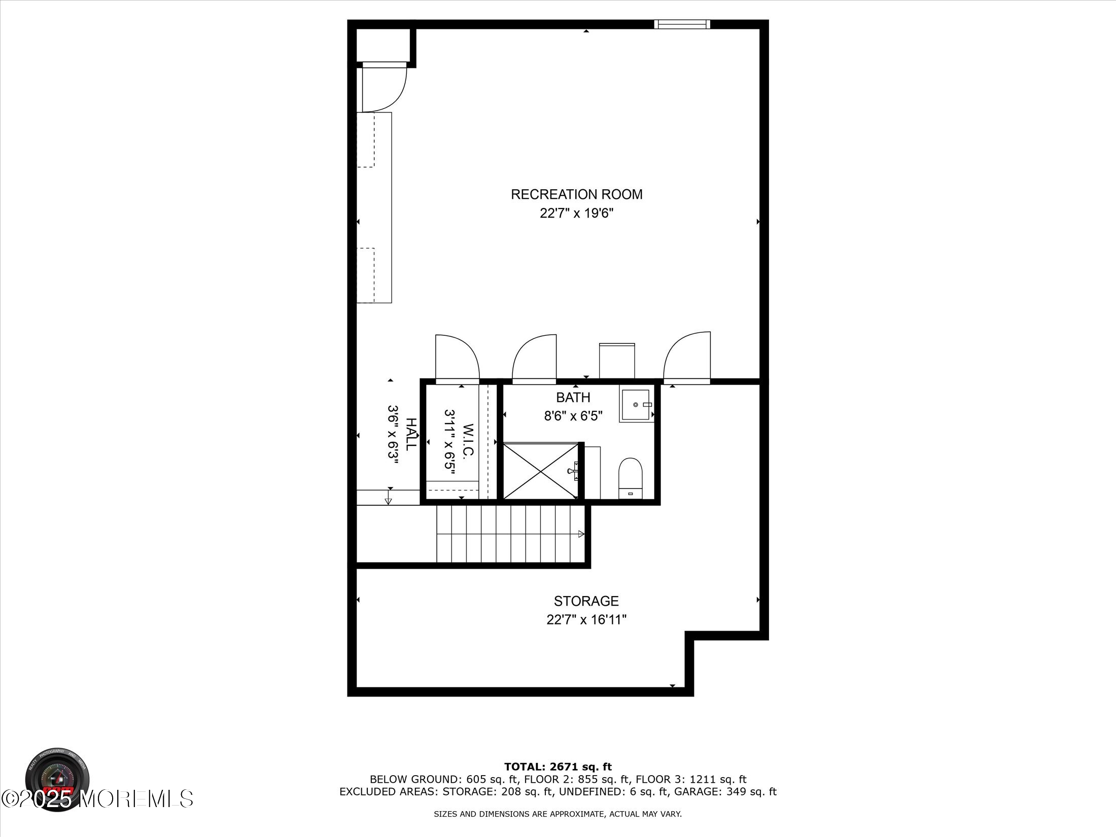 105 Pilot Street Marlboro, NJ 07746 - Photo 30 of 30 a picture of a bench in room