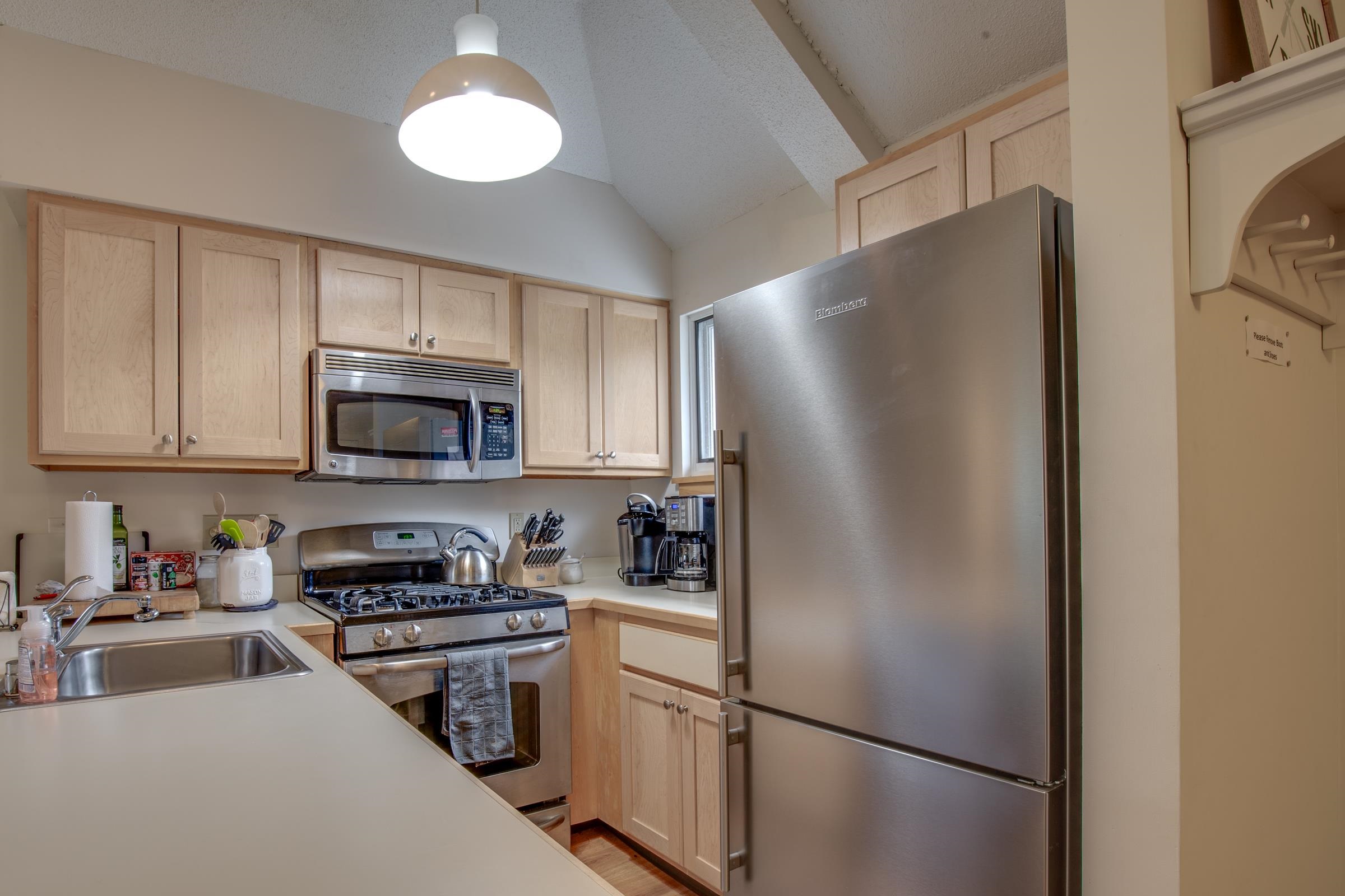 166 Village Circle Road, Unit V37 Killington, VT 05751 - Photo 13 of 28 Gallery Image 13