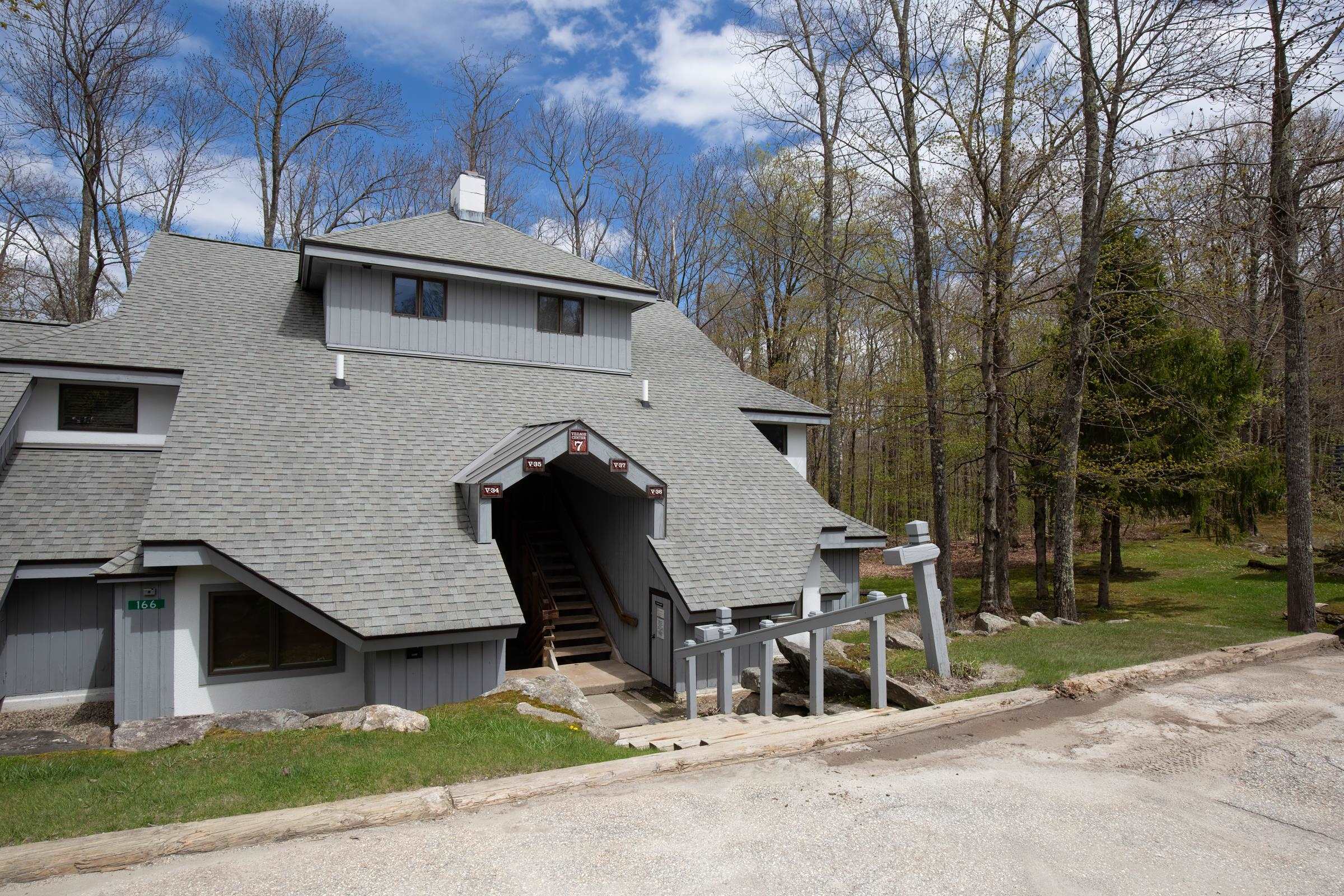 166 Village Circle Road, Unit V37 Killington, VT 05751 - Photo 8 of 28 Gallery Image 8
