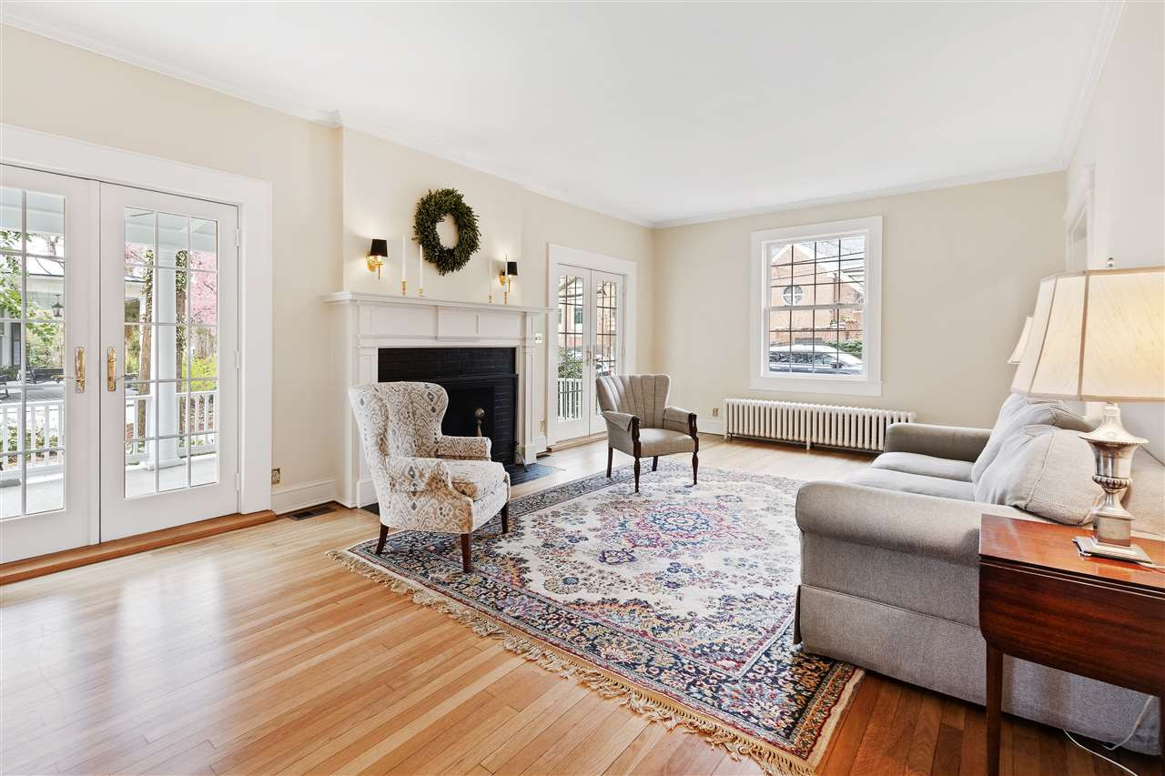 2214 Fairview Road Raleigh, NC 27608 - Photo 3 of 25 Photo 3